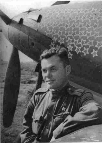 генерал-майор авиации Речкалов Григорий Андреевич.jpg